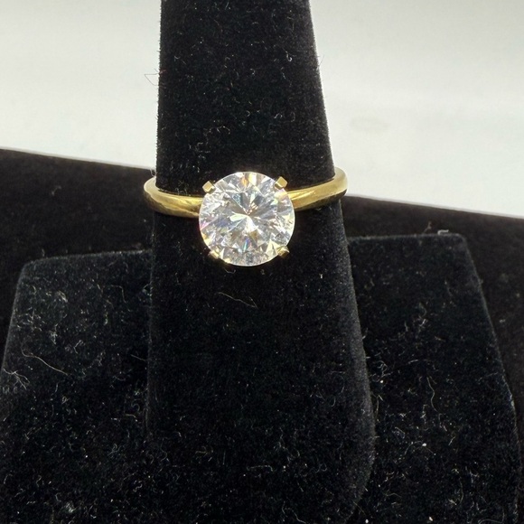 14k Yellow Gold HGE Rhinestone Engagement Style Solitaire Ring Signed Lind - Picture 1 of 5